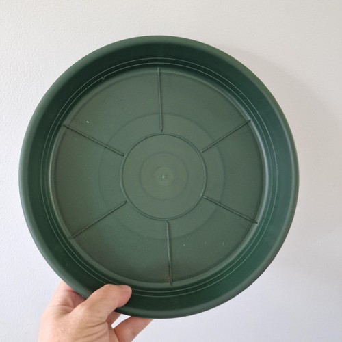 Plant pot round saucer - pot,